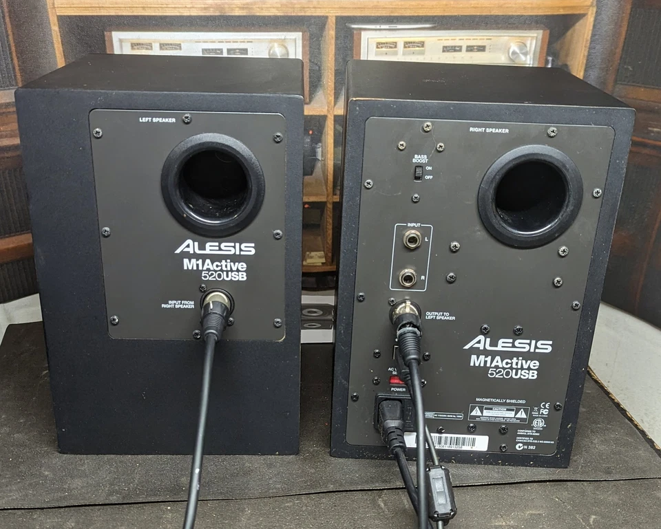 Sistema de altavoces alimentado por USB ALESIS M1 active 520 en caja original con manual + Foto 3 de 4