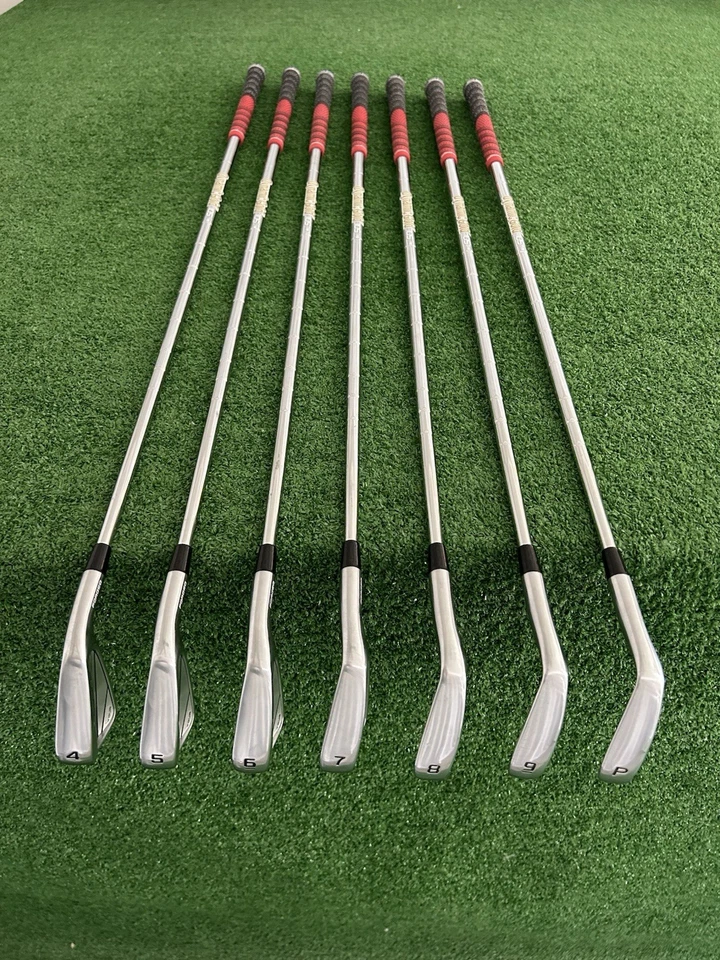 Cobra King Tour ‘23 Forged Iron Set 4-P / Dynamic Gold 105 Extra Stiff +1/2” - Image 2 of 4