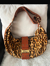 Dior Schultertasche Halbmond Leopard Tiermust...