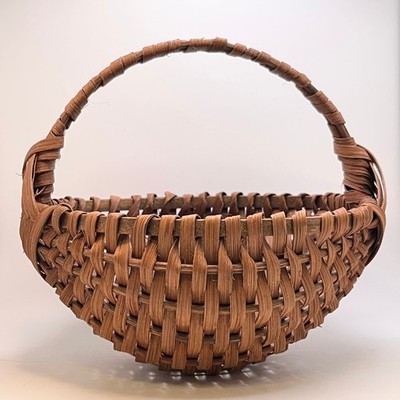 VINTAGE  HAND  WOVEN  ROUND  BOTTOM  SPLINT  GATHERING  BASKET  7''