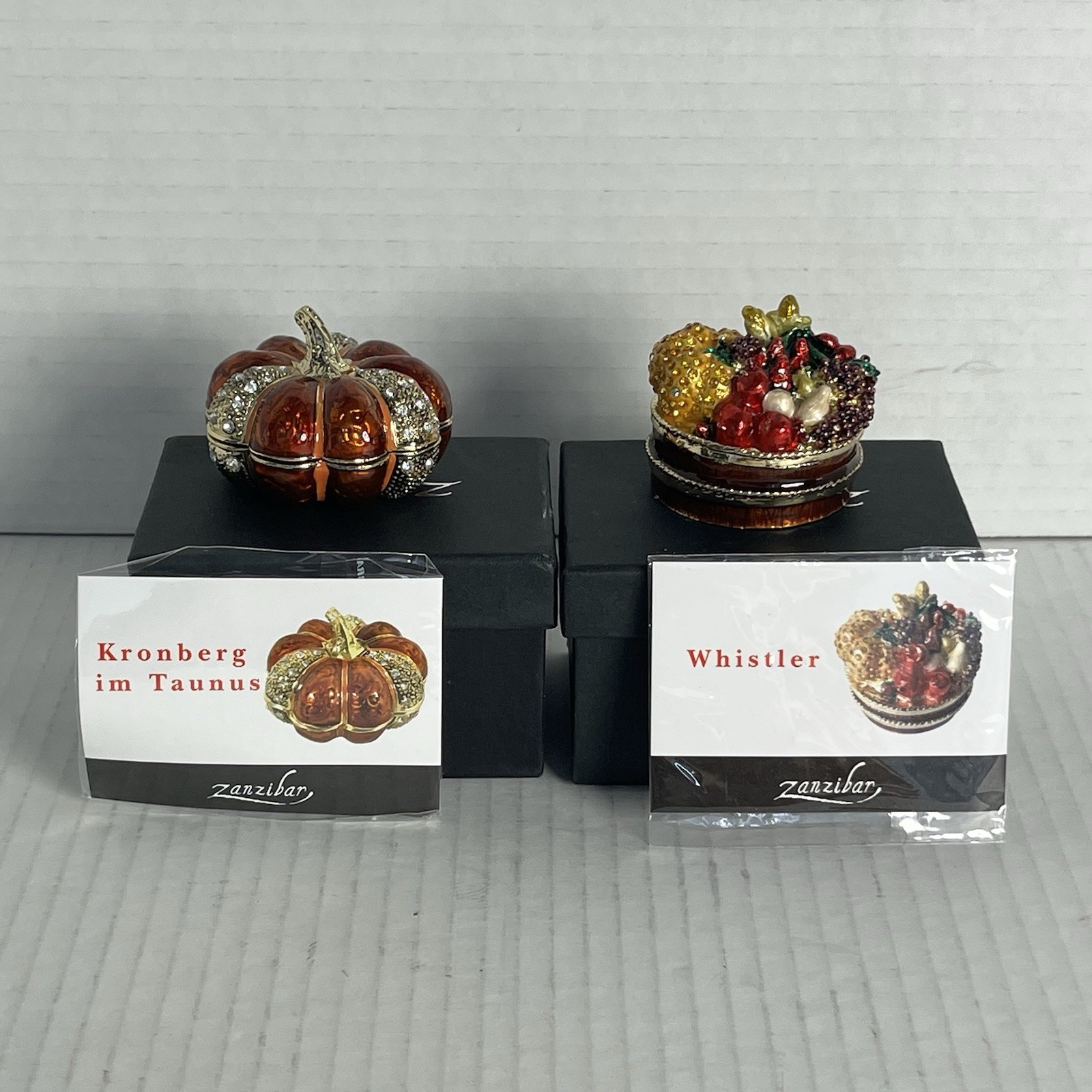 Zanzibar Jeweled Trinket Box with Lid Kronberg Taunus Whistler Style #267 #407