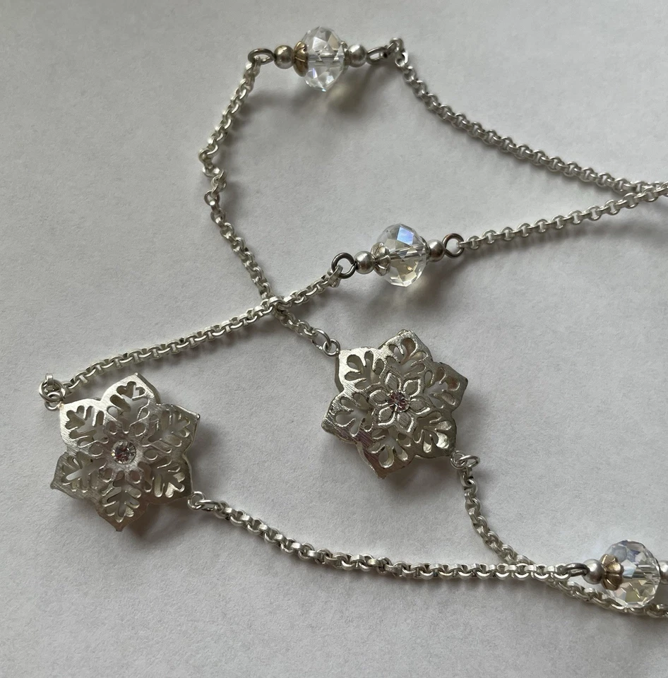 COLLAR COPO DE NIEVE BRIGHTON INVIERNO ESCARCHA PLATA CEPILLADA Y CRISTAL -42” Foto 2 de 4