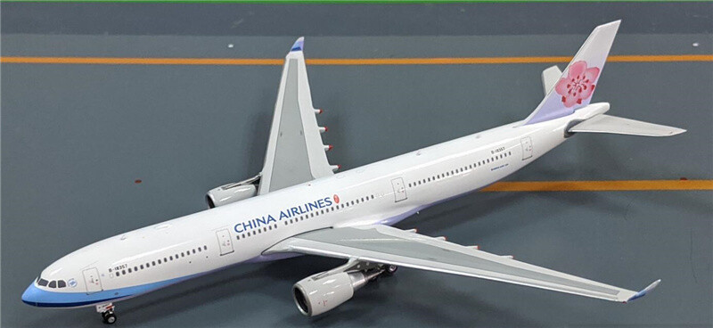 Phoenix Taiwan China Airlines for Airbus 330-300 B-18357 1