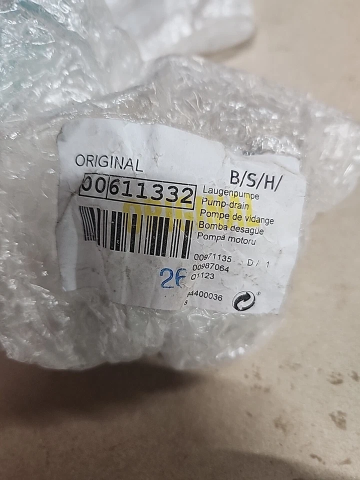 Nuevo. OEM. Bomba de drenaje para lavavajillas Bosch Thermador 00611332 1 Foto 3 de 4