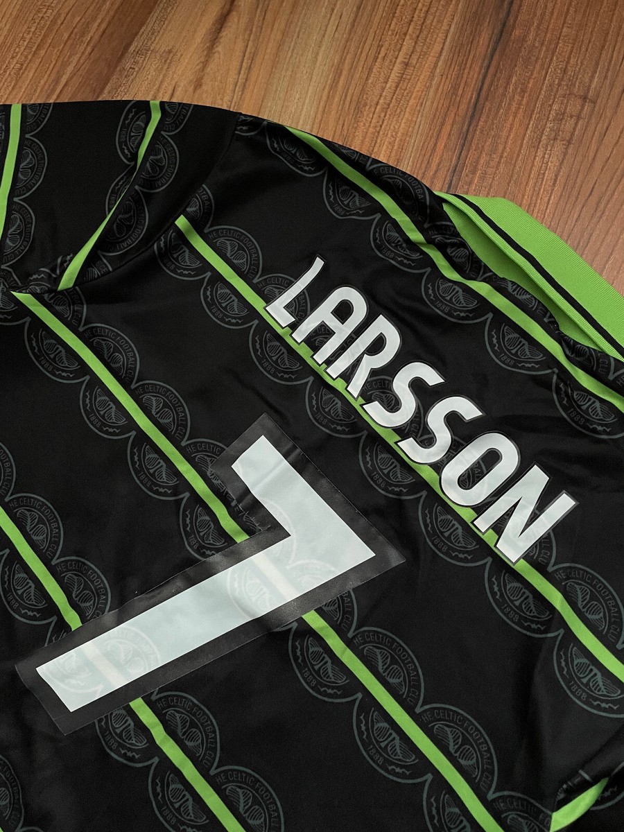 ウェア Celtic 1998/99  Uniform #7 LARSSON Celtic FC 1998/99 Home Jersey #7 Larsson UMBRO 2XL Short