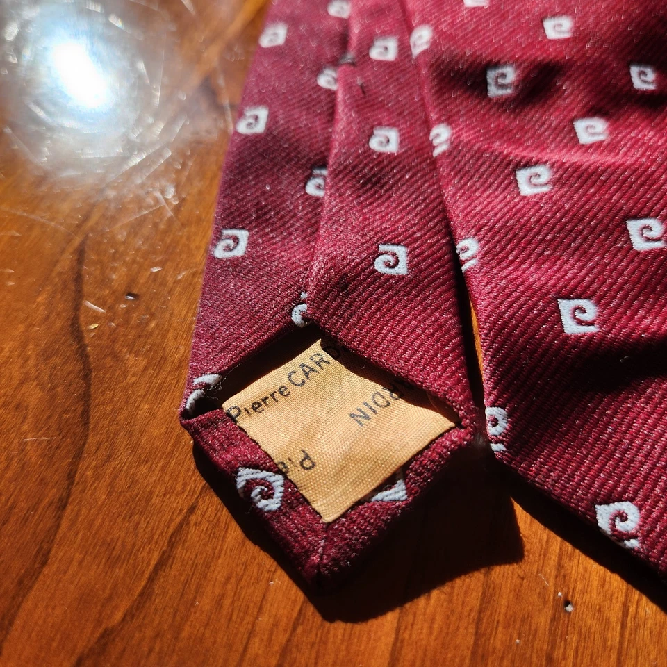 Pierre Cardin Vintage Sak's Fifth Avenue Corbata Logo Lujo Nueva York París Vestido Ropa Foto 2 de 4