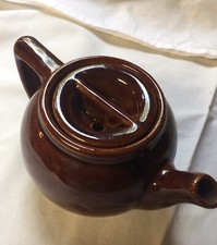 Single Serving Tea Pot Made In USA, Possibly Mid Century 3 Inches Tall .