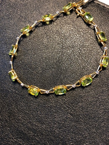 14K Yellow Gold bracelet with Diamonds and Peridot gemstones - Picture 3 of 3