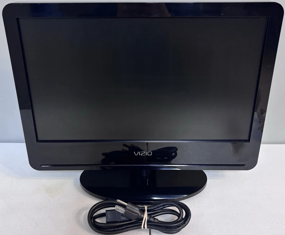 Vizio VA19L HDTV10T 19" 720p HD LCD TV - No Remote - Vintage Retro Gaming - Image 2 of 4