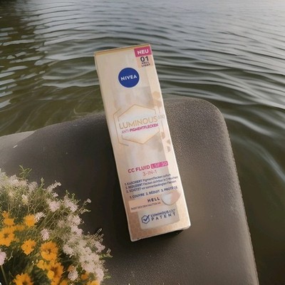 NIVEA Luminous630 3in1 Anti-Pigmentflecken CC Fluid getönt 01 Hell LSF30 Tinted