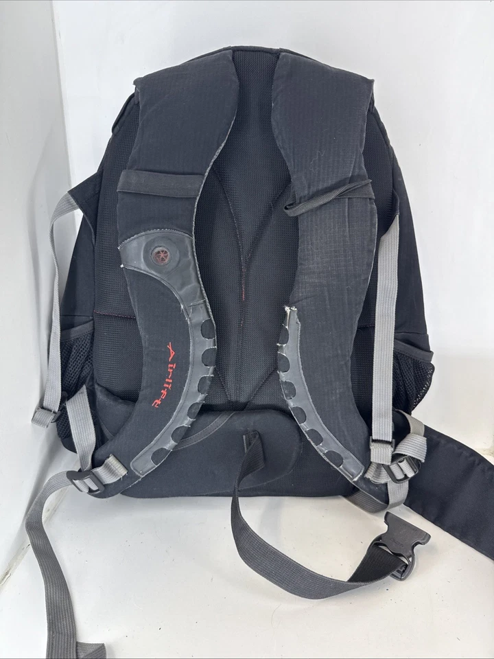 Mochila Jansport Odyssey 38 H20 Senderismo Viaje Cintura Negra y Roja Usada Foto 2 de 3