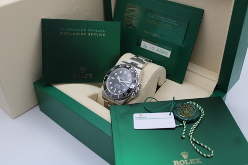 Rolex Submariner Non Date 124060 Full Set 2020 Unpolished - Picture 13 of 13