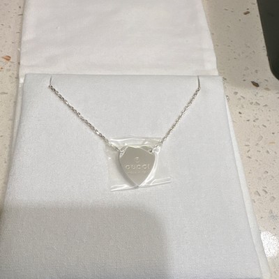 Gucci 925 Sterling Silver Heart Charm Pendant Necklace Italy Signed