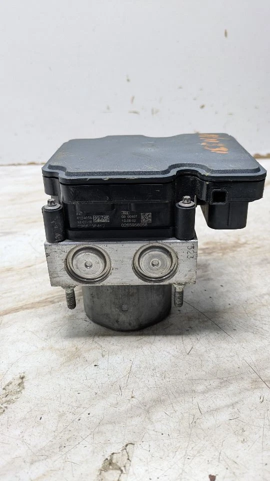 Used ABS Pump and Motor Assembly fits: 2013 Subaru Xv crosstrek Pump 2.0 Grade A - Imagem 2 de 4