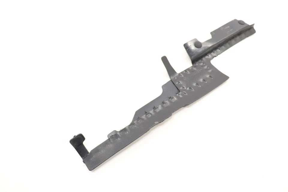 Ford Fusion 2020 guardabarros panel interior Foto 2 de 4