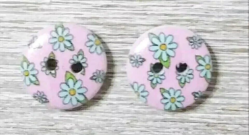 wood flowers buttons sewing 2 holes 1/2 inch pink green 2pc - Image 2 of 2