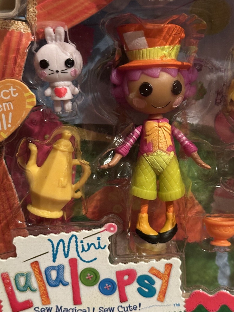 Alice In Wonderland Mini Lalaloopsy Mad Hatter Tea Party Play Set NIP