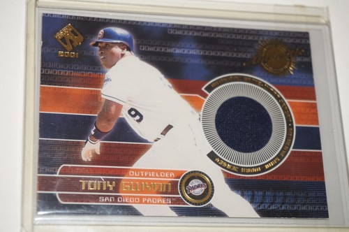 2001 (PADRES) Pacific Private Stock Game Gear #148 Tony Gwynn Jsy - Picture 2 of 4