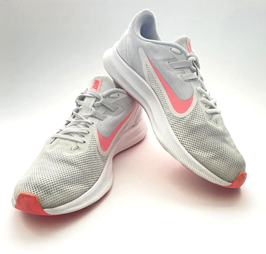 Nike downshifter 9 2025 women's lace-up running shoes