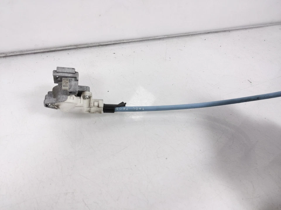 2017-2022 Toyota Prius Prime Front Driver Door Lock Latch Actuator 69040-47110 - Image 4 of 4