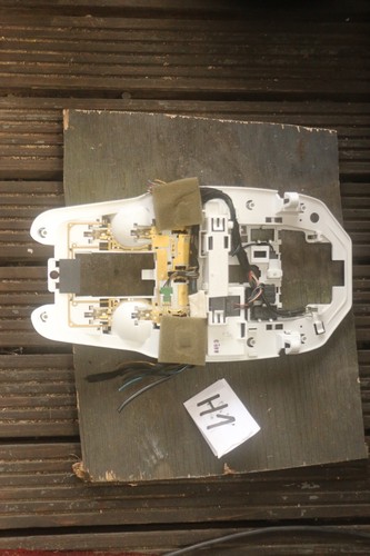 SAAB FRONT INTERIOR COURTESY READING MAP LIGHT ROOF PANEL 12804720 - Picture 4 of 5