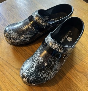 Koi by Sanita Professional Clogs Spider Web Floral Patent Leather Black White 39