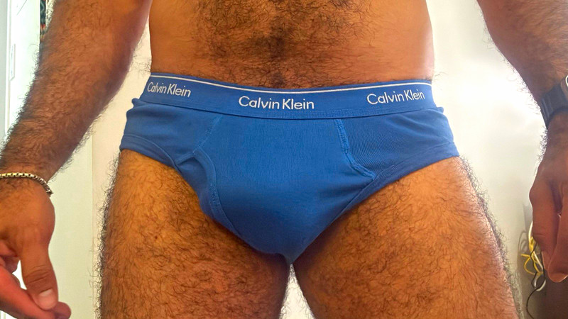 Calvin Klein Men's Blue Solid Cotton Brief, Size M Regular