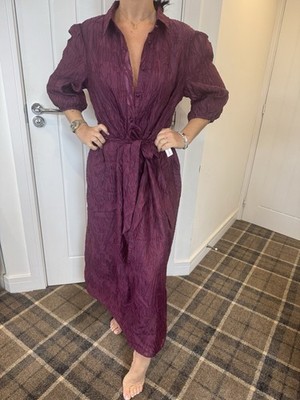 LIPSY KLEID GRÖSSE 18 BEERE WEINROT STRUKTURIERT ELASTISCH GÜRTEL MIDI NEU MIT ETIKETT