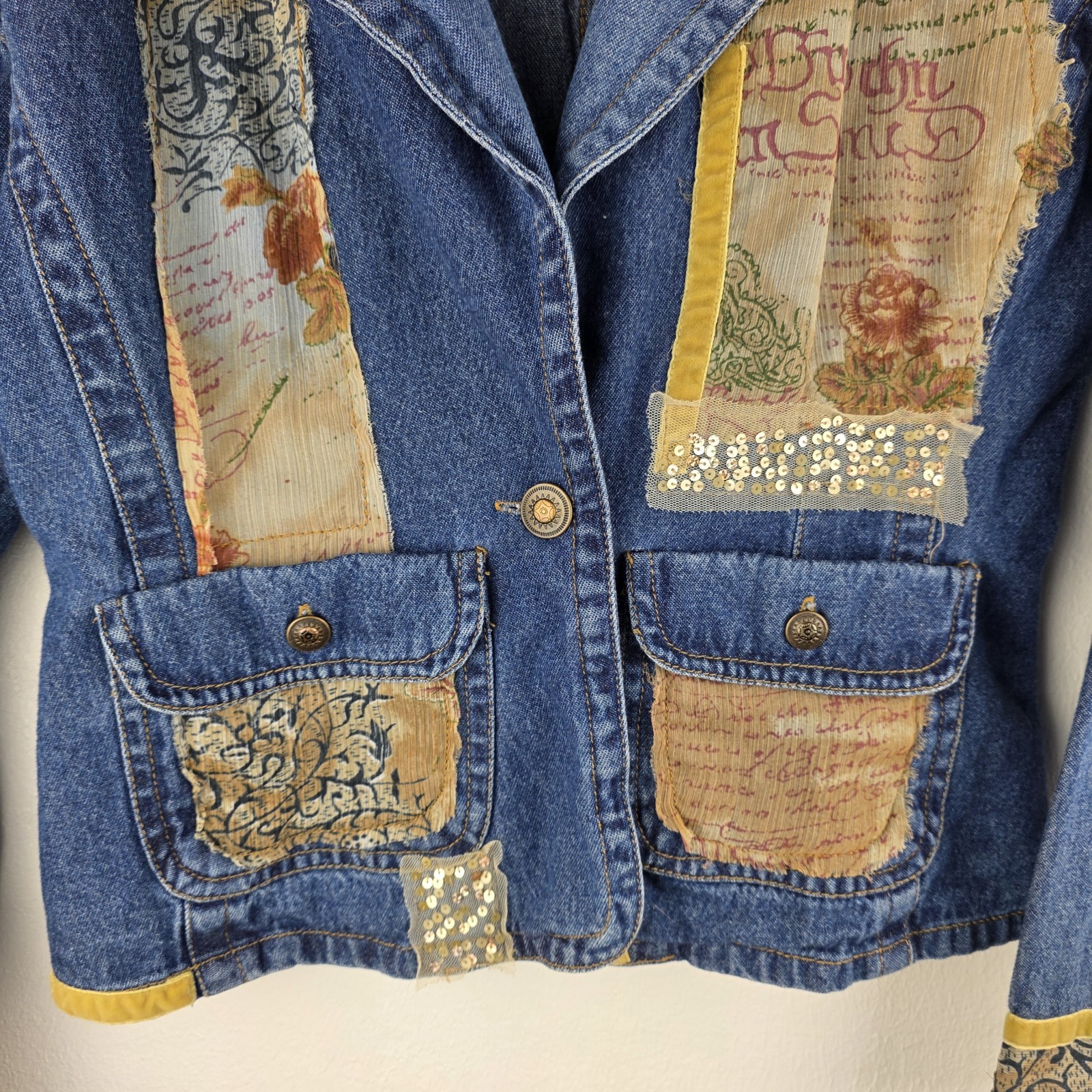 VTG Boho Patchwork Denim Jacket L Embellished Scr… - image 3
