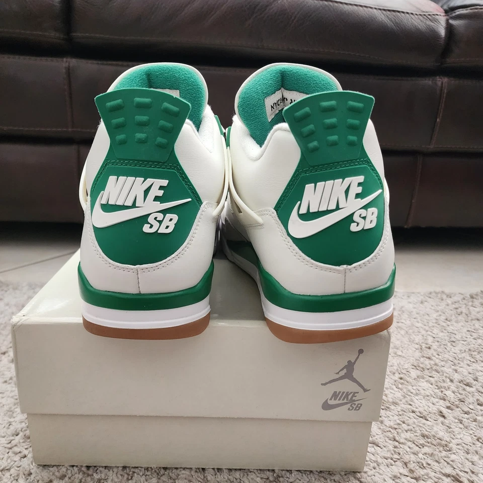 *USADO* Nike SB Jordan 4 Retro Verde Pino, Talla 11 Foto 4 de 4