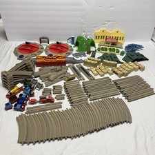 Thomas Friends TrackMaster Huge 137 Piece Lot Trains Track Accessories