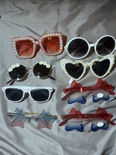 Bulk Lot Of 8 Fashion Style Frames Sunglasses Some Wear Nice Rhinestones Pearls