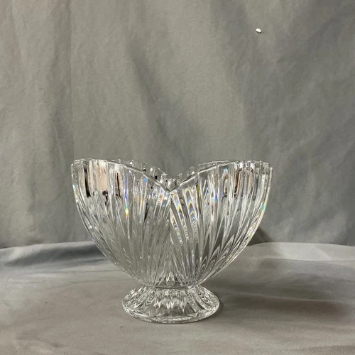 Marquis By Waterford Crystal 8 Inch Scalloped Edge Bowl Germany Stunning Shell