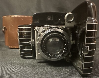 Kodak Bantam Special Camera w Ektar 45mm F2 Lens 828
