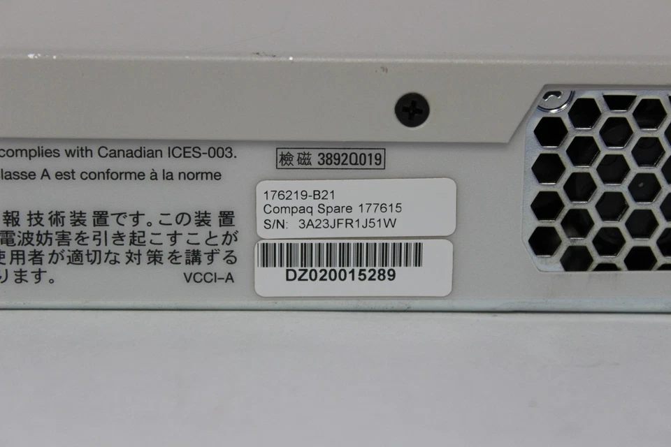 COMPAQ 176219-B21 STORAGEWORKS SAN SWITCH 8-EL  177615-001 WITH WARRANTY - Image 3 of 4