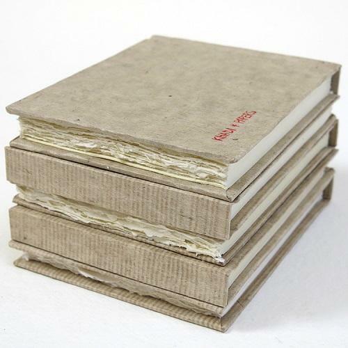 KHADI HANDMADE RAG PAPER HARDBACK SKETCHBOOK HB4WS 21 x 25 cm White Smooth