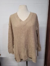 Ambiance Apparel women's beige knit sweater size s / we957 r4 t19