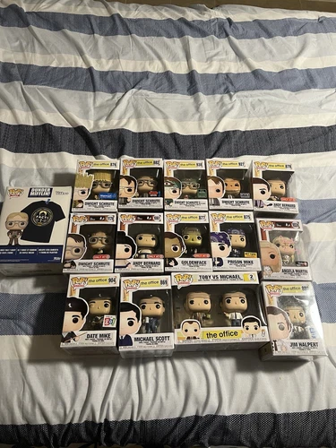 The Office Funko Pop Lot Angela Martin Signed