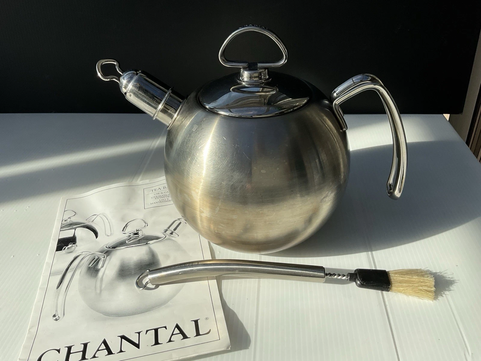 Chantal Stainless Steel 1.5 Quarts Whistling Tea Pot With Brush And Info