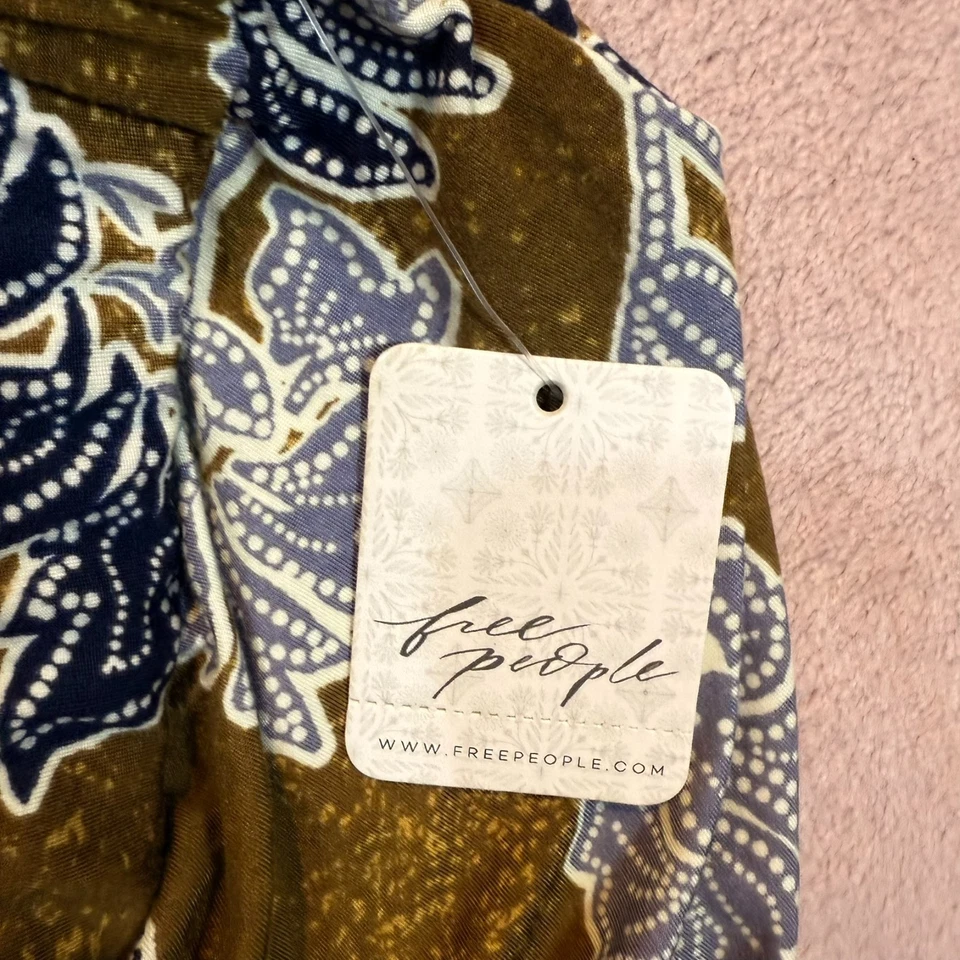 Pantalones de festival boho Free People para mujer talla pequeña de terciopelo floral con fondo de campana NUEVO Foto 2 de 4