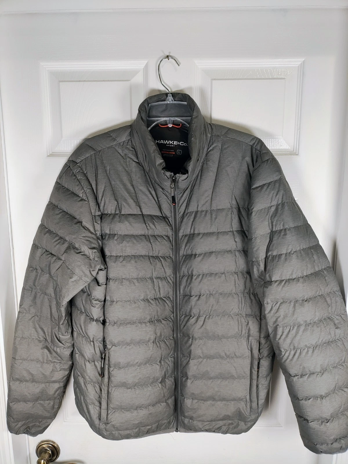 Hawke & Co. Men's Large Gray Down Puffer Jacket Lightweight Feather Stuffed
Opens in a new window or