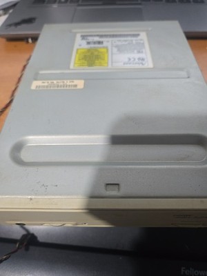 NORCENT CD-RW Drive 48x12x48 Internal Drive Model: RW481