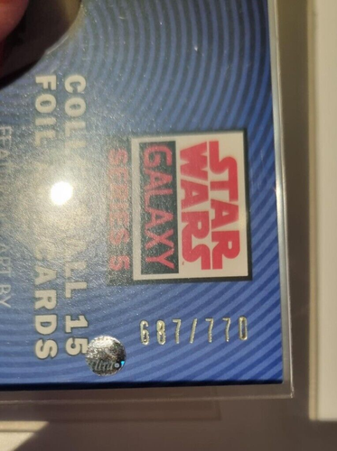 Star Wars Topps Galaxy Series 5 - gold Parallel Foil Art Card 2 of 15 687/770 - Picture 4 of 4