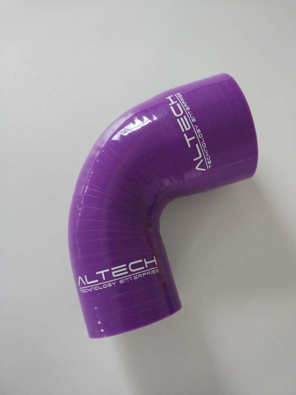 Purple 2.5" To 2.5" 90 DEGREE 64mm Silicone Joiner Pipe Intercooler