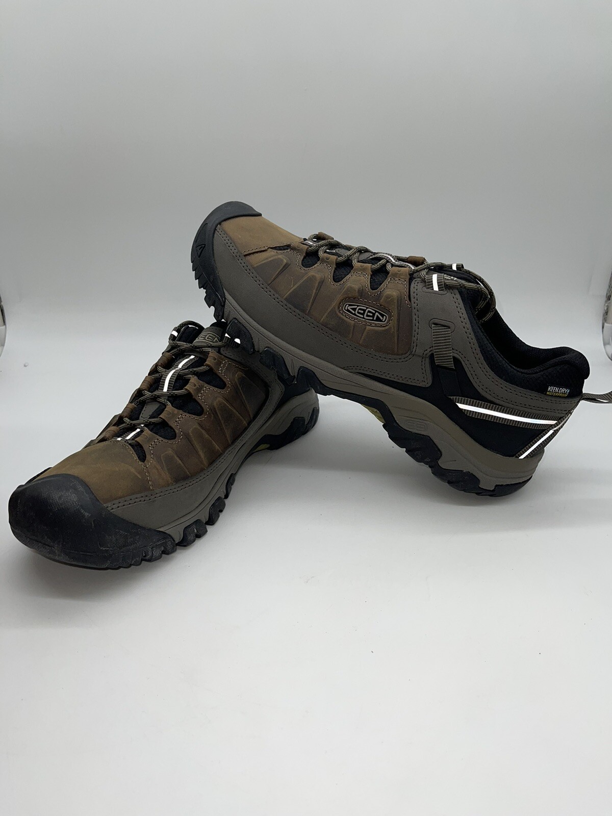 Scarpe da trekking KEEN da uomo taglia 14 Targhee III (3) WP bungee nere 1017783