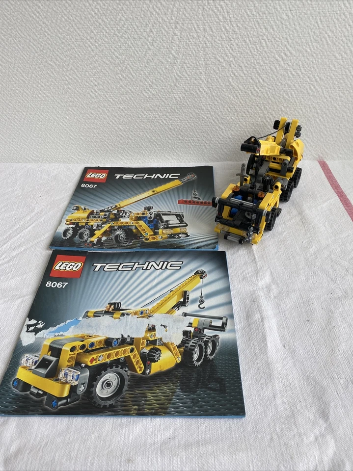 LEGO Technic 8067 Mini Mobile Crane, photo 1 sur 5