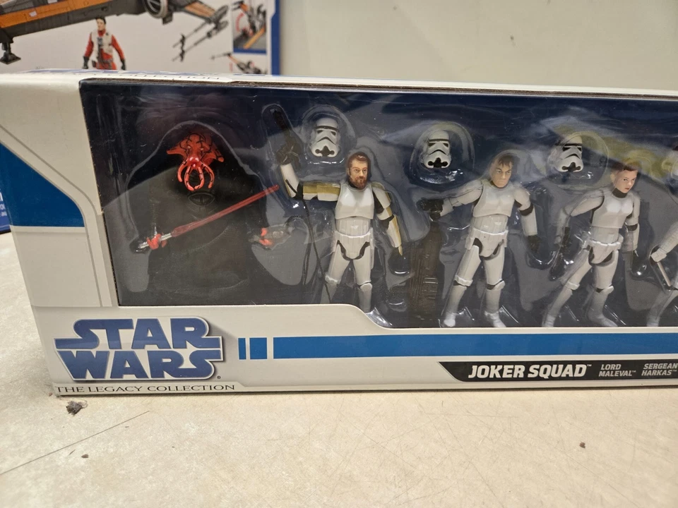 Figura de acción Hasbro Star Wars Joker Squad Stormtrooper 2,36 pulgadas SELLADA Foto 2 de 4