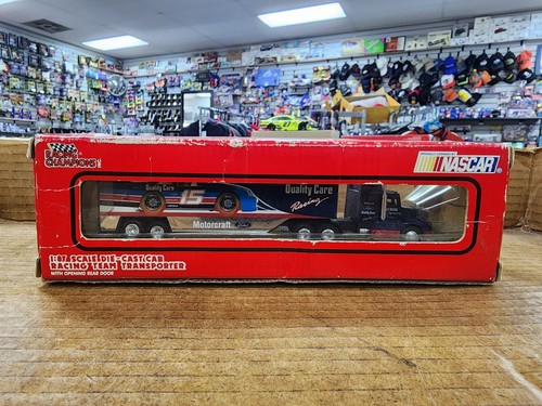 1994 Racing Champions Lake Speed 1:87 Scale Diecast Team Transporter - Picture 2 of 4