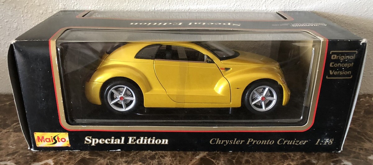 Maisto Chrysler Pronto Cruizer Original Concept PT Cruiser 1:18