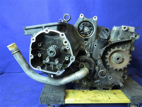 しょう 4HK1 Complete Cylinder Head With Gasket Kit for Isuzu Engine